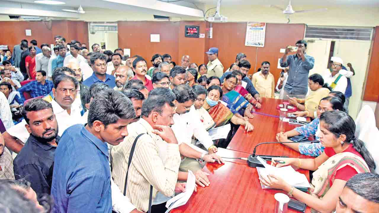 ప్రజావాణికి వెల్లువెత్తిన అర్జీలు