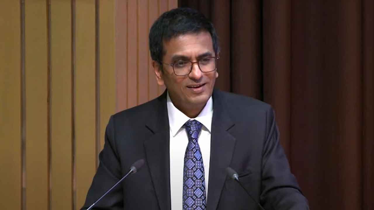 ప్రాంతీయ భాషల్లో న్యాయ విద్యను బోధించాలి