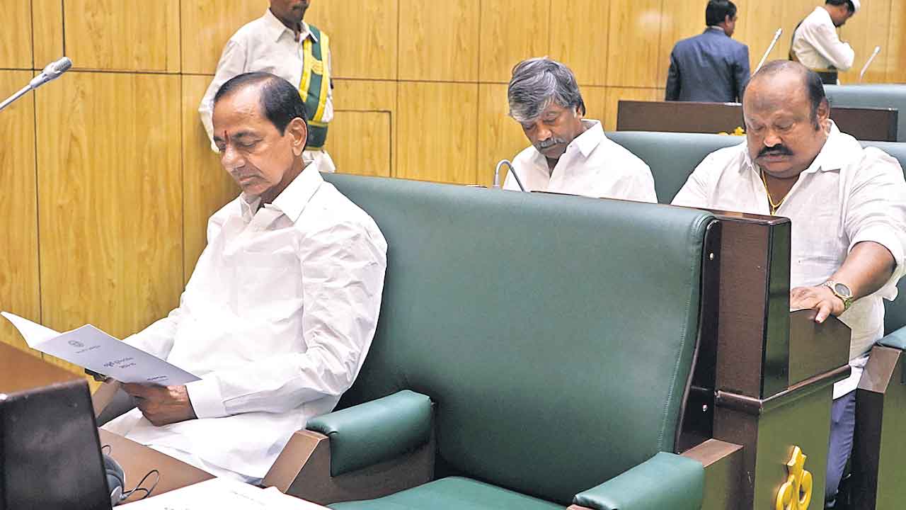 KCR | అసెంబ్లీలో కేసీఆర్‌ హాట్‌టాపిక్‌