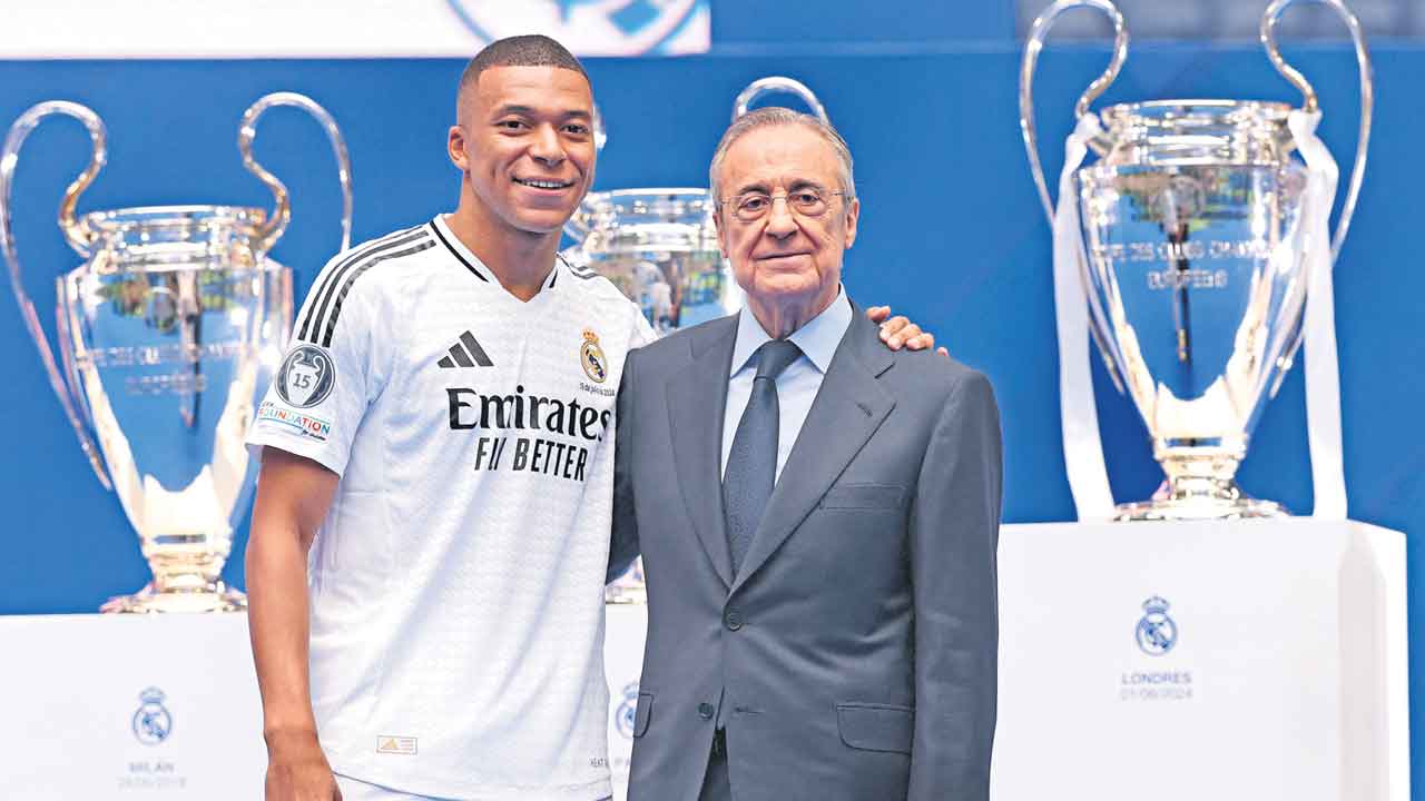 వడోదరాలో ఘన స్వాగతం