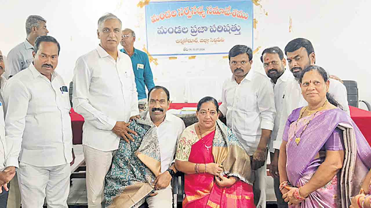 గ్రామాల్లో పాలన అస్తవ్యస్తం