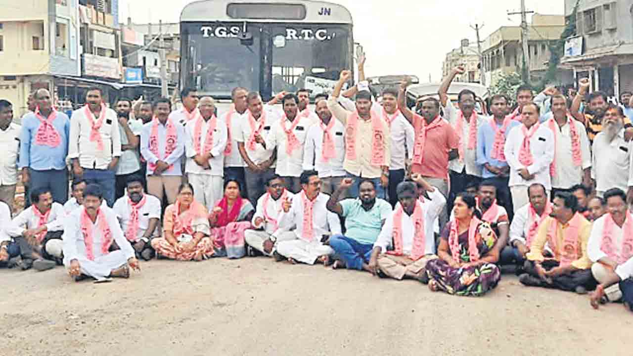 ‘పల్లా’ అరెస్టుకు నిరసనగా ఆందోళన