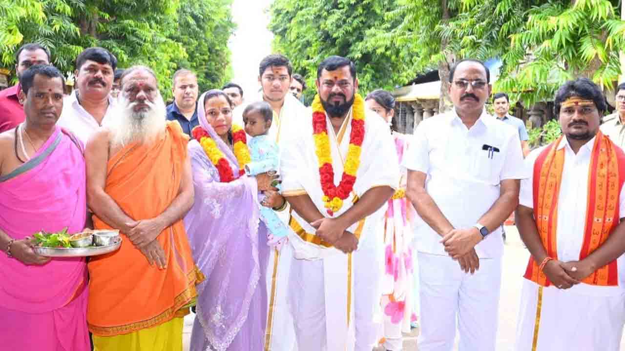 MLA Rajasingh | శ్రీశైలం ఆలయాన్ని దర్శించుకున్న ఎమ్మెల్యే రాజాసింగ్‌