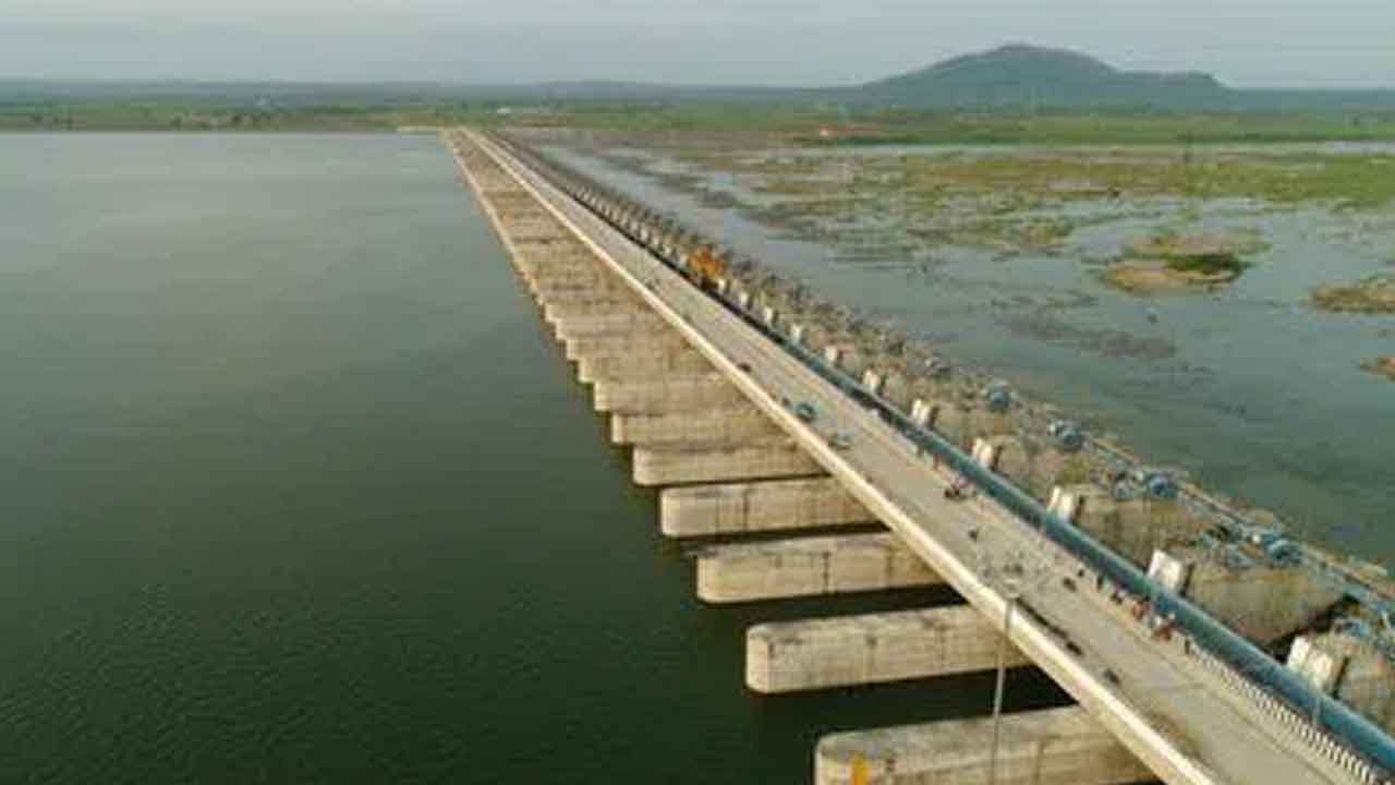 మేడిగడ్డ బరాజ్కు పెరిగిన వరద