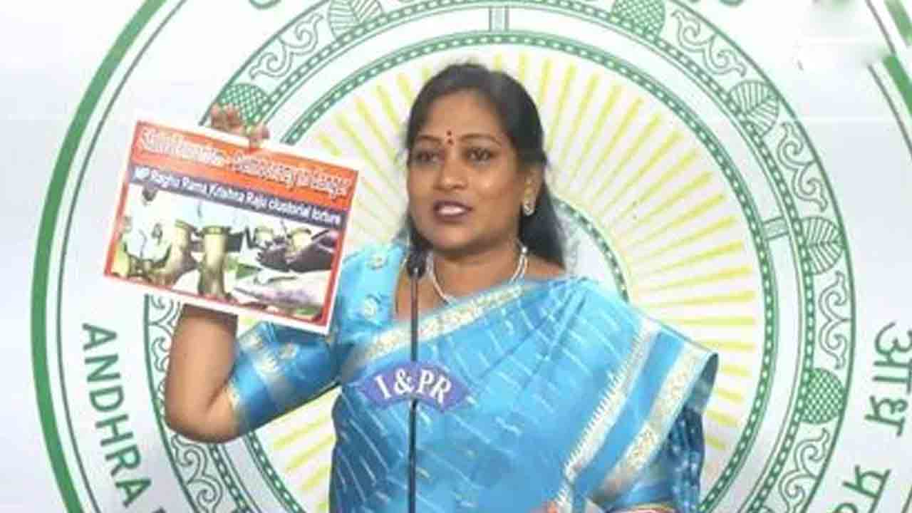 AP Minister Anitha | ఢిల్లీలో జగన్ ధర్నా సినిమా డ్రామాలు : మంత్రి అనిత సెటైర్లు