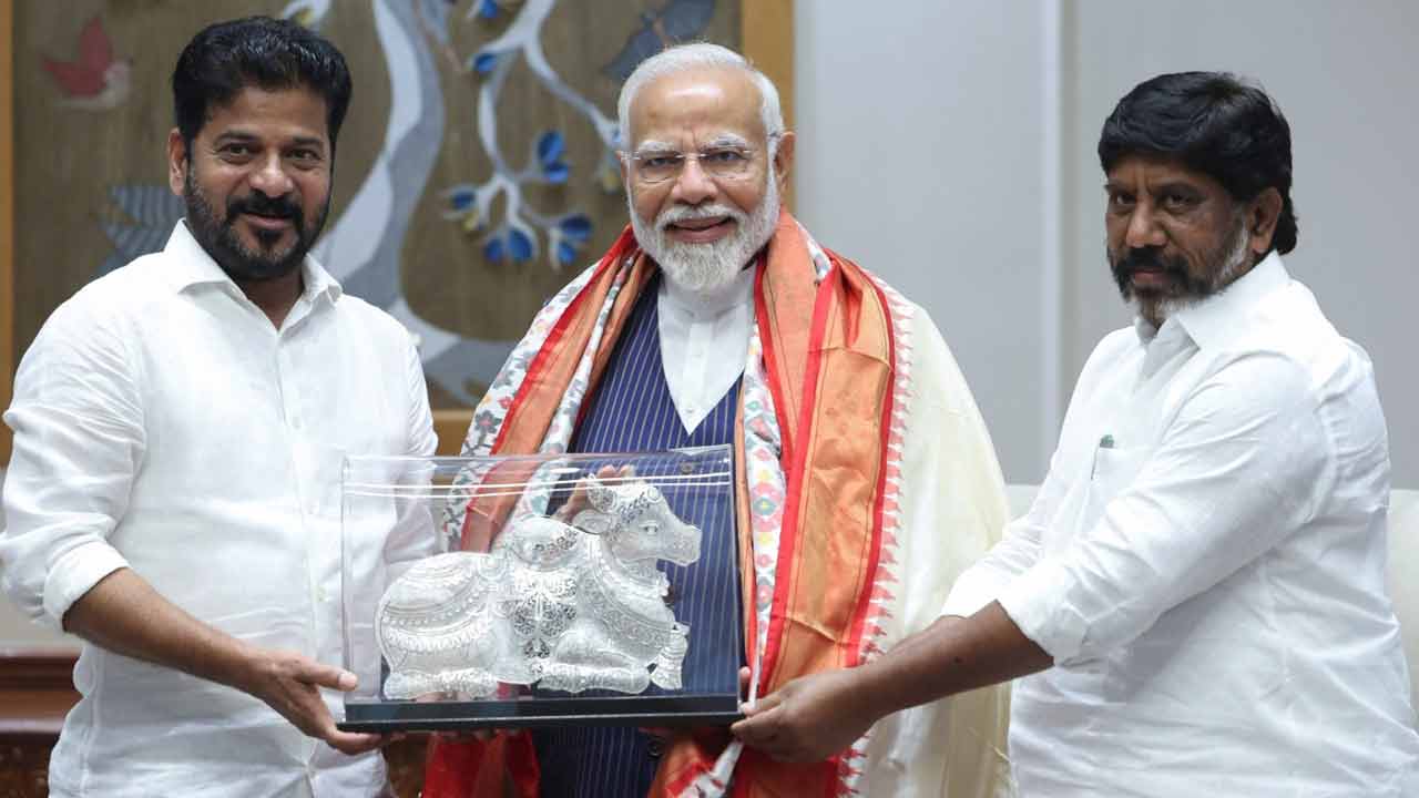 CM Revanth Reddy | విభజన హామీలు నెరవేర్చండి.. బొగ్గు బ్లాకులు సింగరేణికే ఇవ్వాలి.. ప్రధానికి రేవంత్‌, భట్టి విజ్ఞప్తి