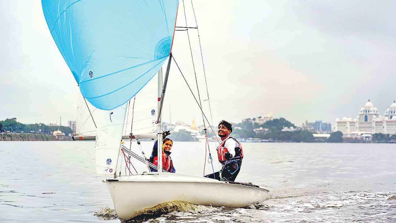 15వ మాన్‌సూన్‌ రెగట్టా పోటీలు షురూ