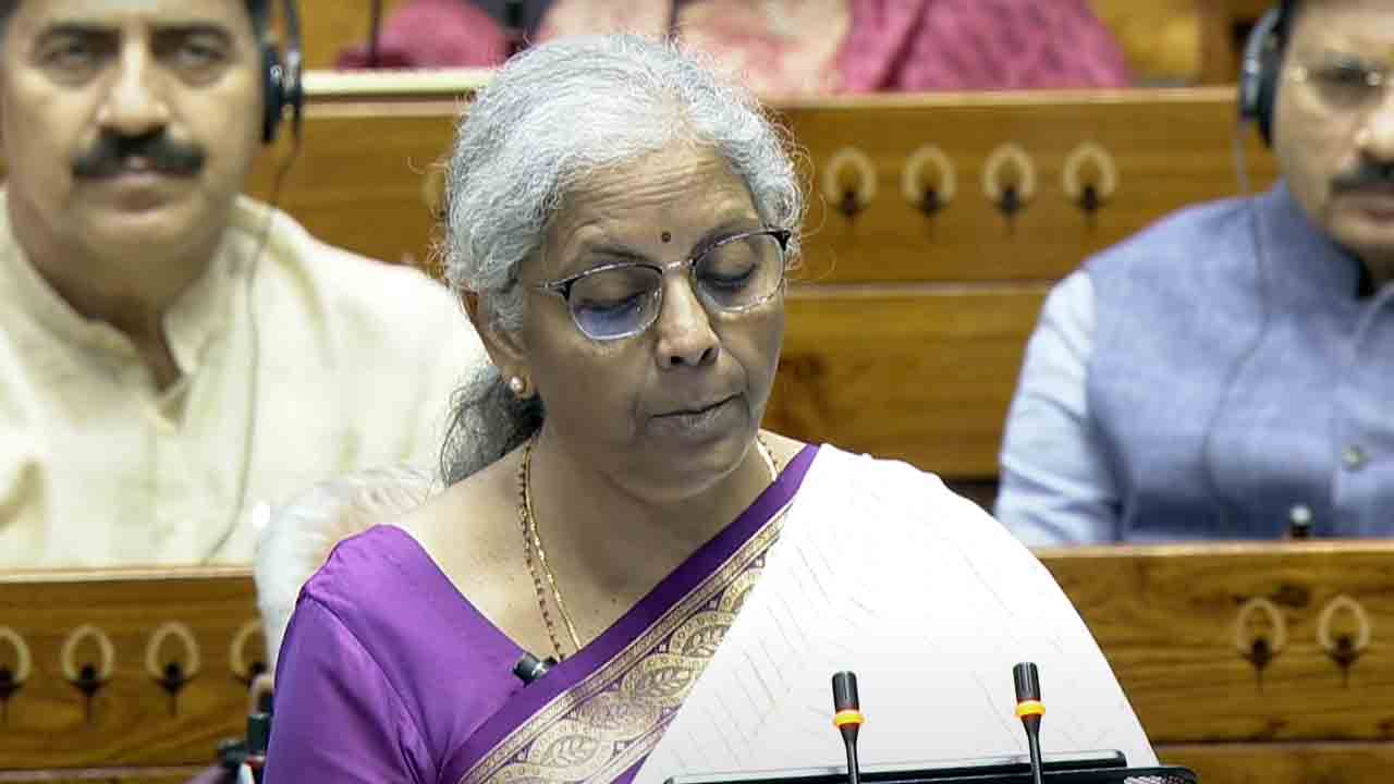 Union Budget | హైదరాబాద్‌-బెంగళూరు పారిశ్రామిక కారిడార్‌ అభివృద్ధికి ప్రత్యేక నిధులు: కేంద్ర ఆర్థిక మంత్రి