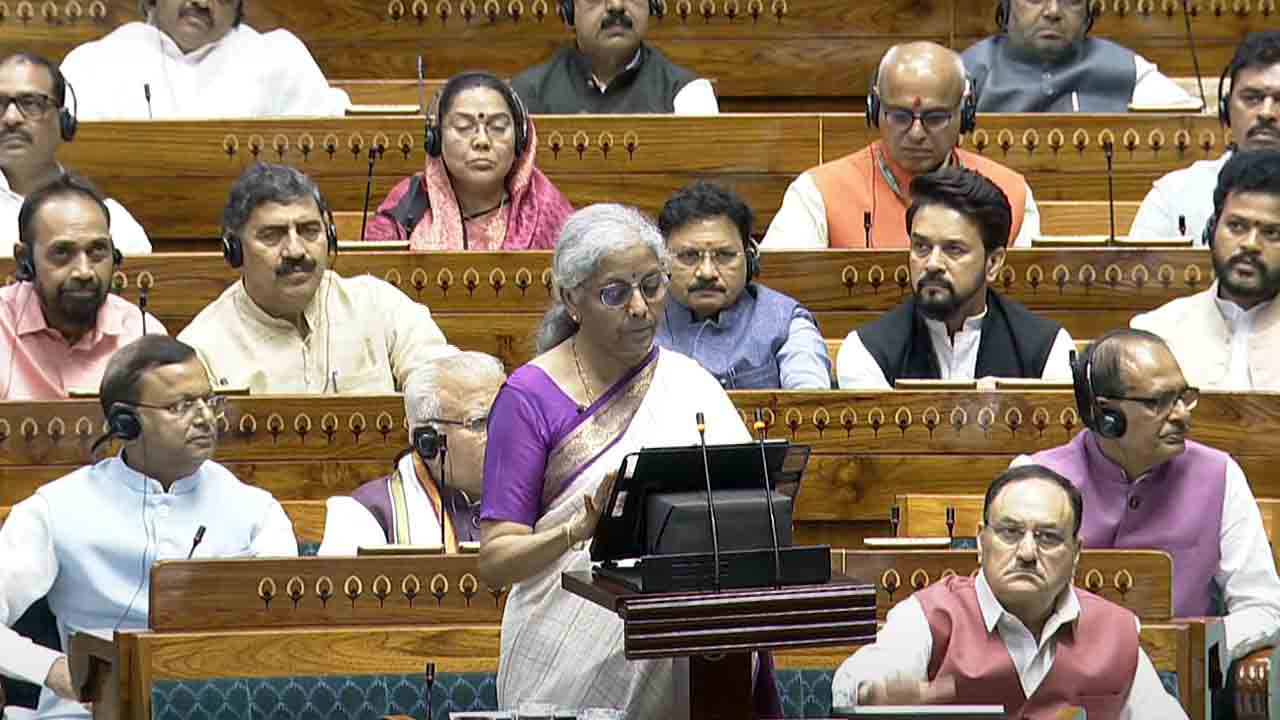 Union Budget | వచ్చే ఐదేండ్లలో గృహ నిర్మాణానికి 2.2 లక్షల కోట్లు