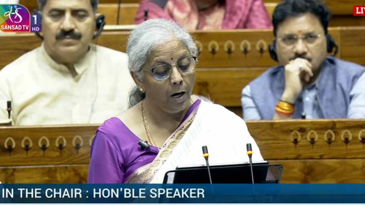 Union Budget | వచ్చే ఐదేళ్లలో 20 లక్షల మందికి నైపుణ్యాభివృద్ధి శిక్షణ : ఆర్థిక మంత్రి