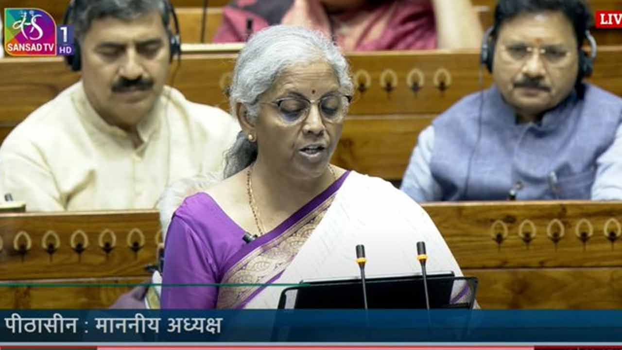 Union Budget | 500 పెద్ద కంపెనీల్లో కోటి మంది యువతకు ఉద్యోగాలు : నిర్మలా సీతారామన్‌