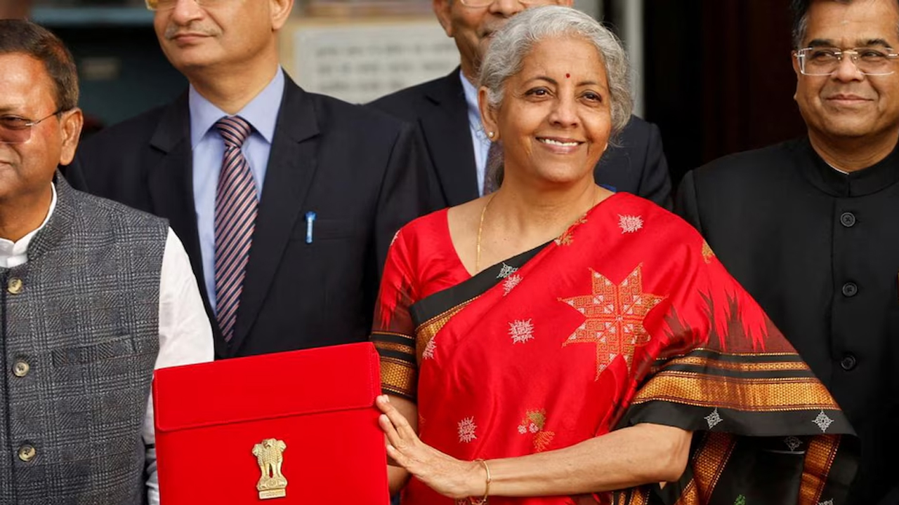 Nirmala Sitharaman | నిర్మలా సీతారామన్ రికార్డు..! వరుసగా ఏడోసారి లోక్సభలో బడ్జెట్ ప్రవేశపెట్టబోతున్న ఆర్థిక మంత్రి..!