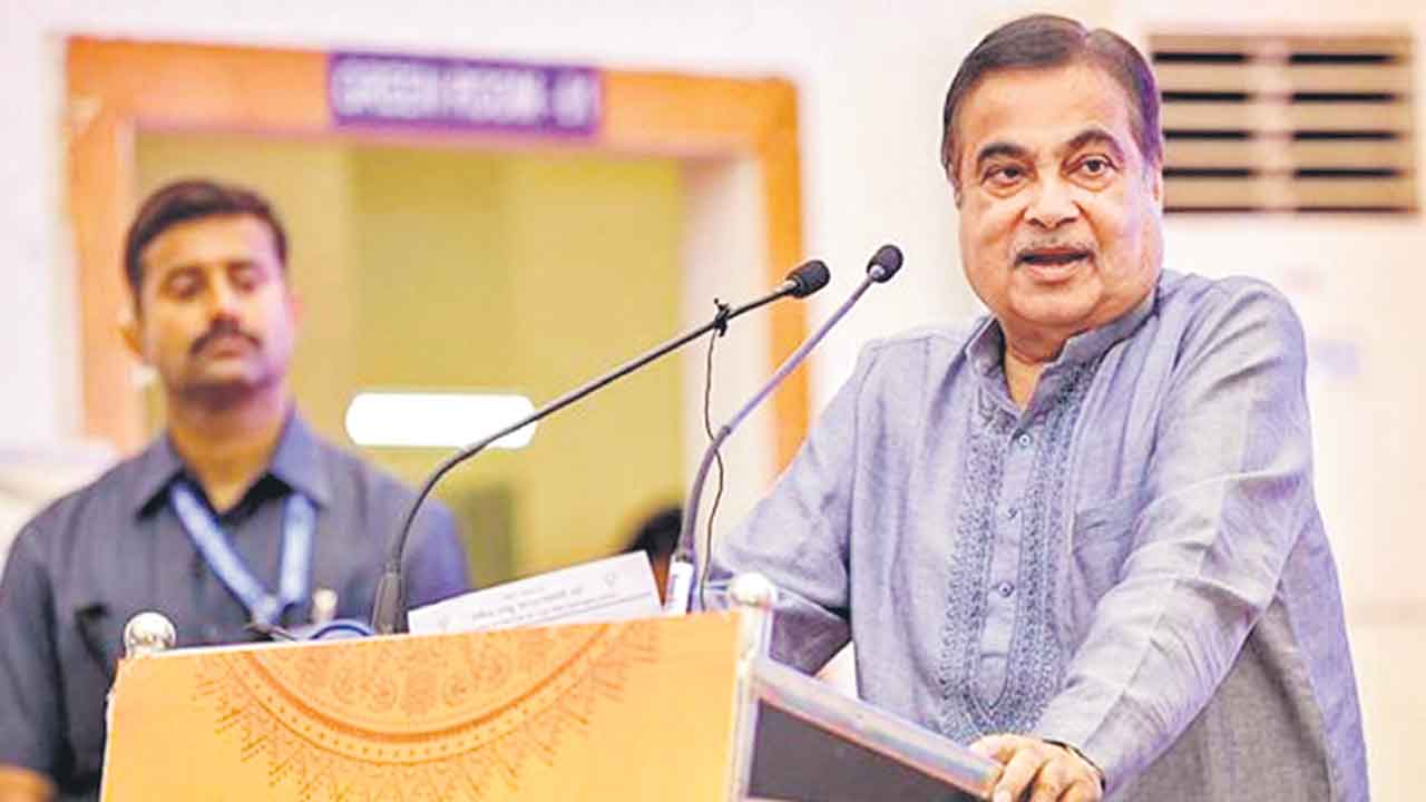 Nitin Gadkari | కాంగ్రెస్లా మనమూ తప్పులు చేస్తే ఎలా?.. బీజేపీకి కేంద్ర మంత్రి గడ్కరీ హెచ్చరిక