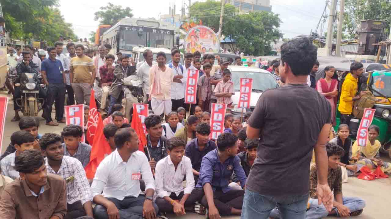 బస్సులను పునరుద్ధరించాలి