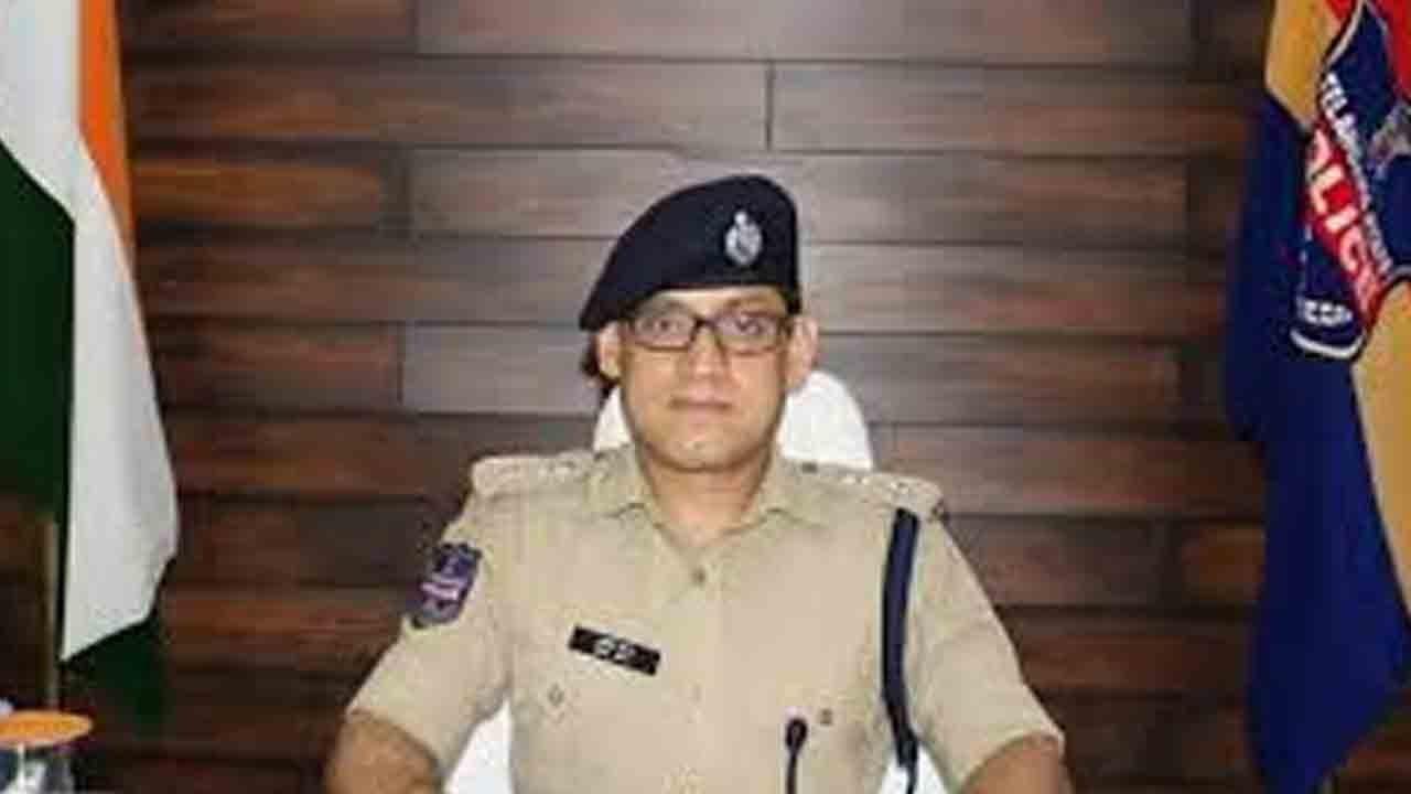 కమిషనరేట్‌ వ్యాప్తంగా డ్రంకన్‌ డ్రైవ్‌ తనిఖీలు