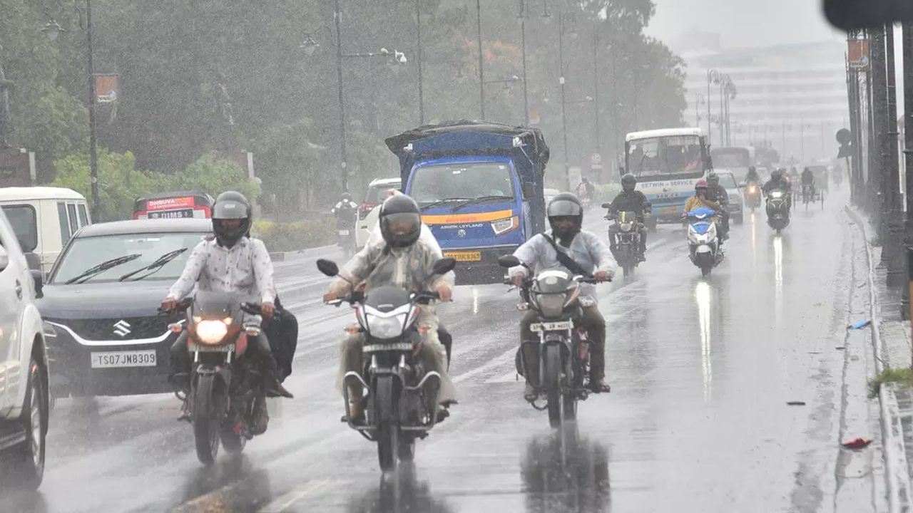Heavy Rains | తెలంగాణలో ఇవాళ, రేపు అత్యంత భారీ వర్షాలు.. 9 జిల్లాలకు రెడ్ అలర్ట్