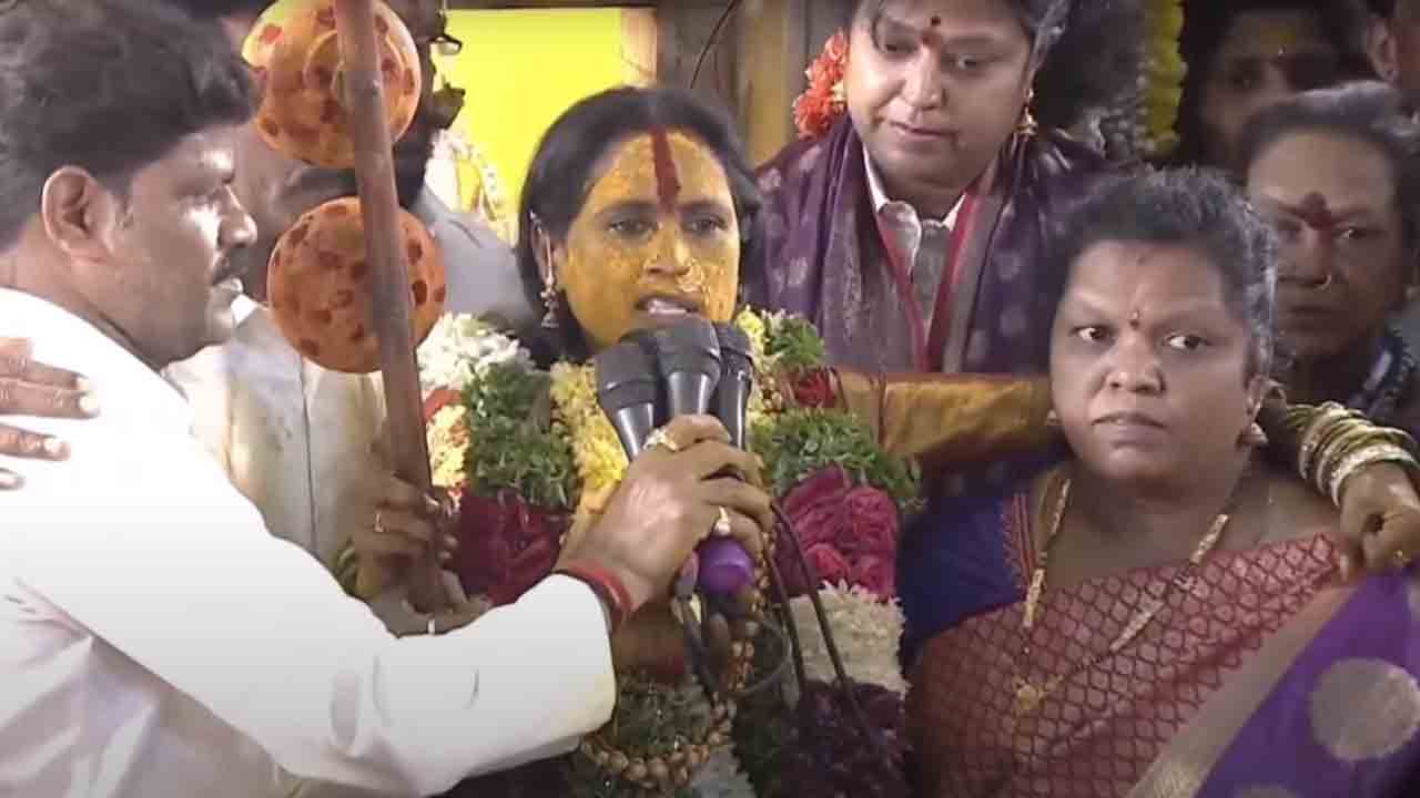 Rangam Bhavishyavani | ఈసారి సమృద్ధిగా వర్షాలు.. పాడిపంటలు.. భవిష్యవాణిలో స్వర్ణలత