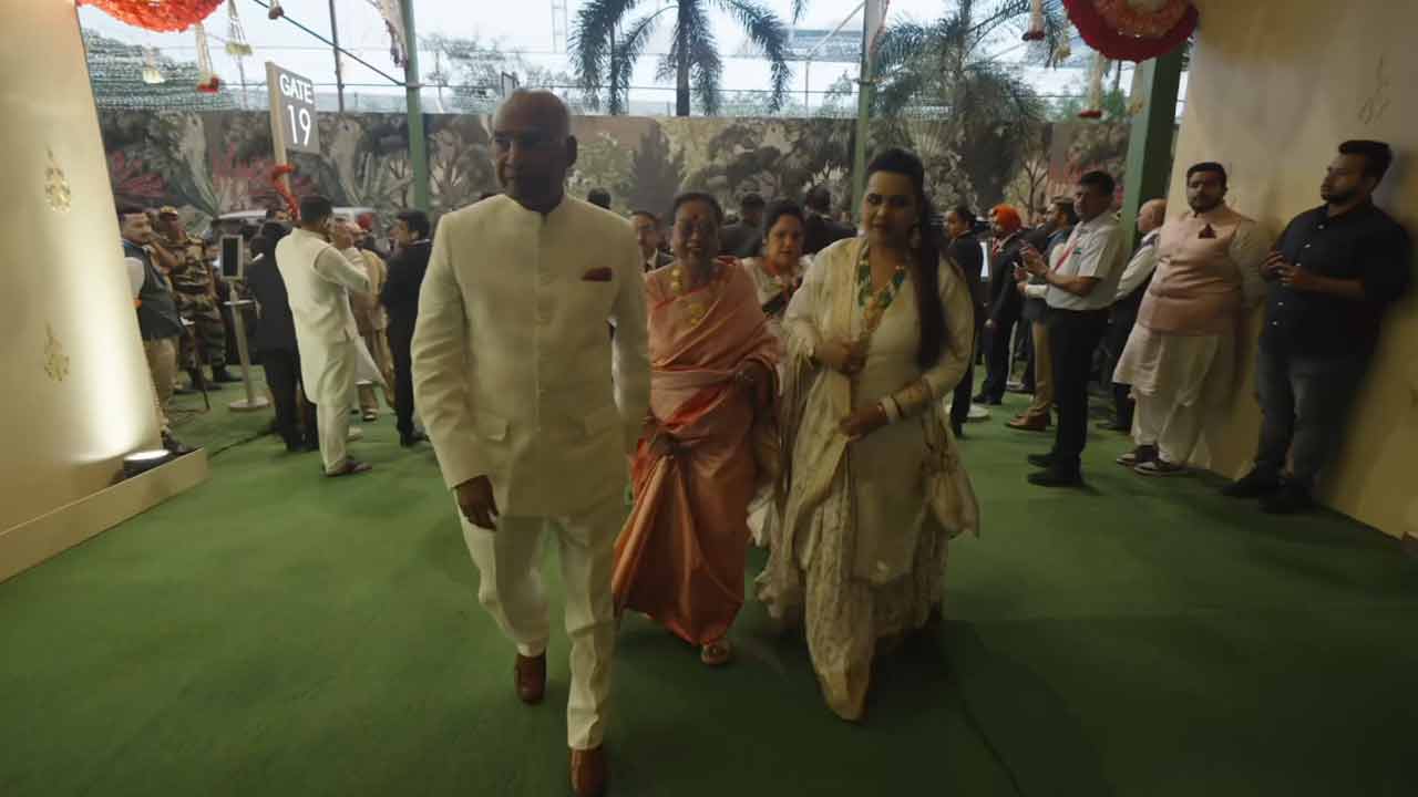 Anant-Radhika | ఘనంగా అనంత్‌-రాధికల వెడ్డింగ్‌ రిసెప్షన్‌.. కుటుంబ సమేతంగా విచ్చేసిన మాజీ రాష్ట్రపతి