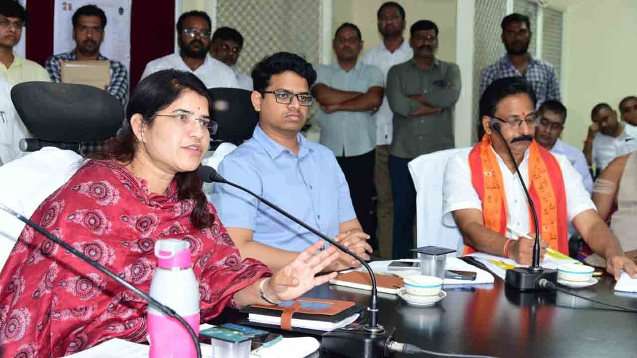 Srisailam | ఆగస్టు ఒకటిన శ్రీశైలానికి ఏపీ సీఎం చంద్రబాబు.. ఏర్పాట్లపై అధికారులకు కలెక్టర్ ఆదేశాలు..!