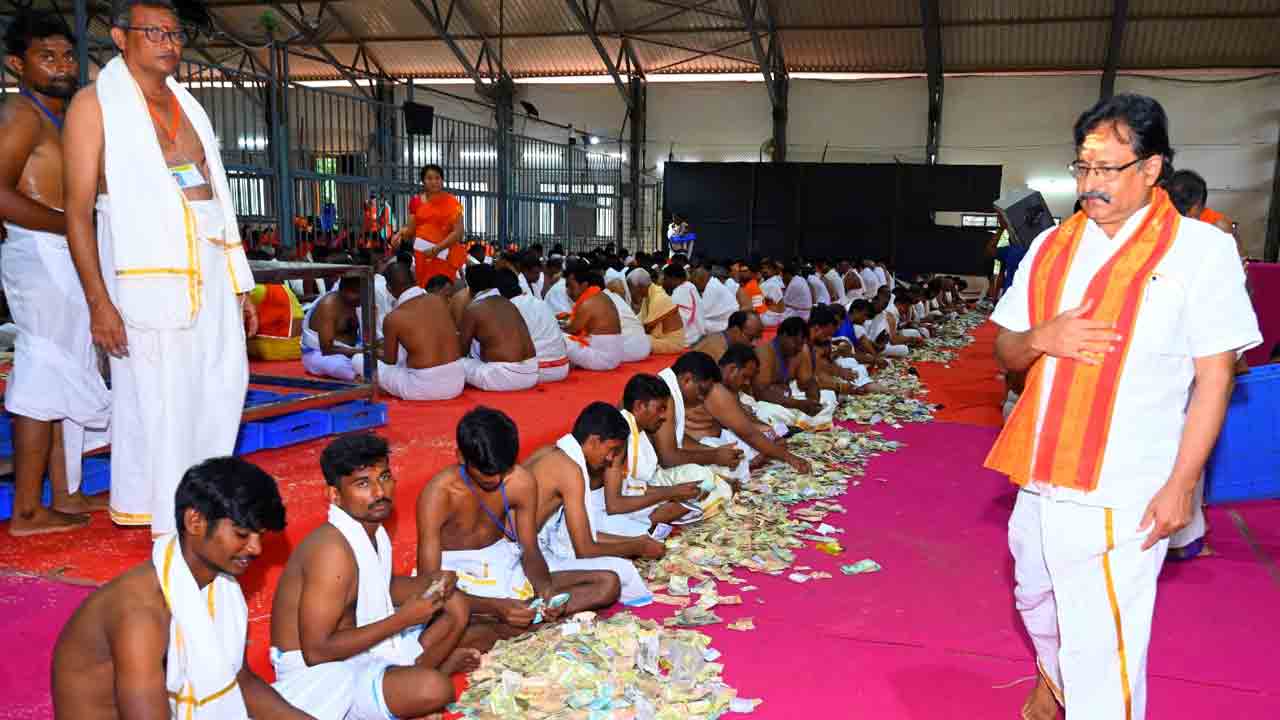 Srisailam | శ్రీశైల దేవస్థానానికి రూ.3.98 కోట్ల ఆదాయం..!