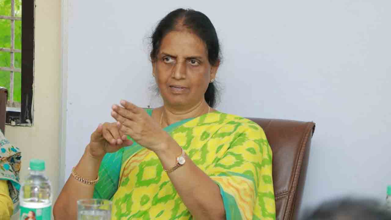 MLA Sabita Reddy | విష జ్వరాలు ప్రబలకుండా చర్యలు తీసుకోవాలి : ఎమ్మెల్యే సబితా ఇంద్రారెడ్డి