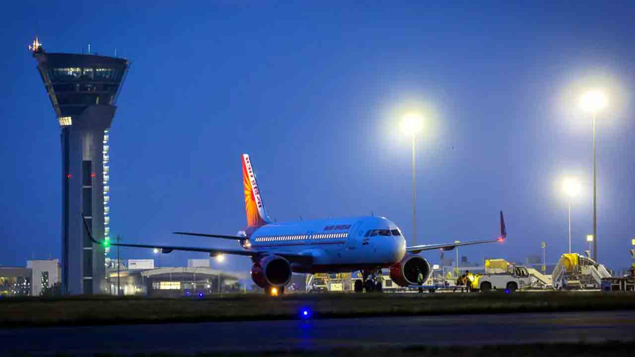 Shamshabad | సేవల పునరుద్ధరణ.. శంషాబాద్‌ నుంచి యథాతధంగా విమానాల రాకపోకలు