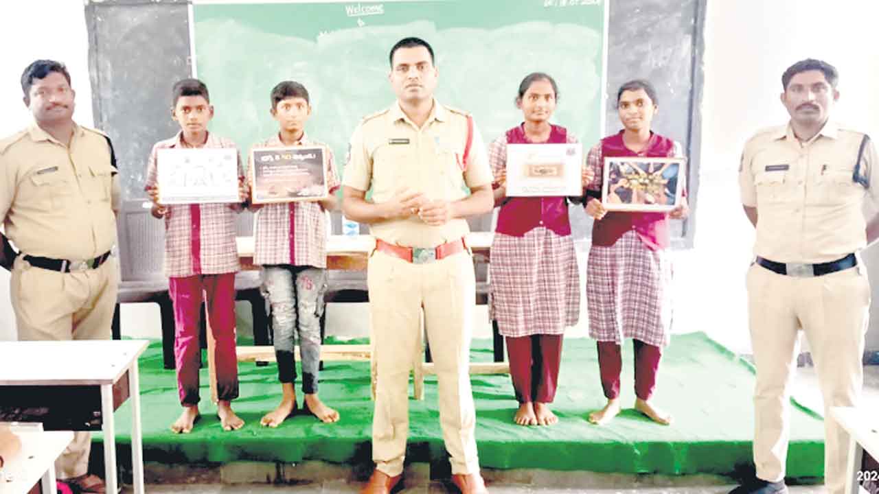 మత్తు పదార్థాలకు దూరంగా ఉండాలి