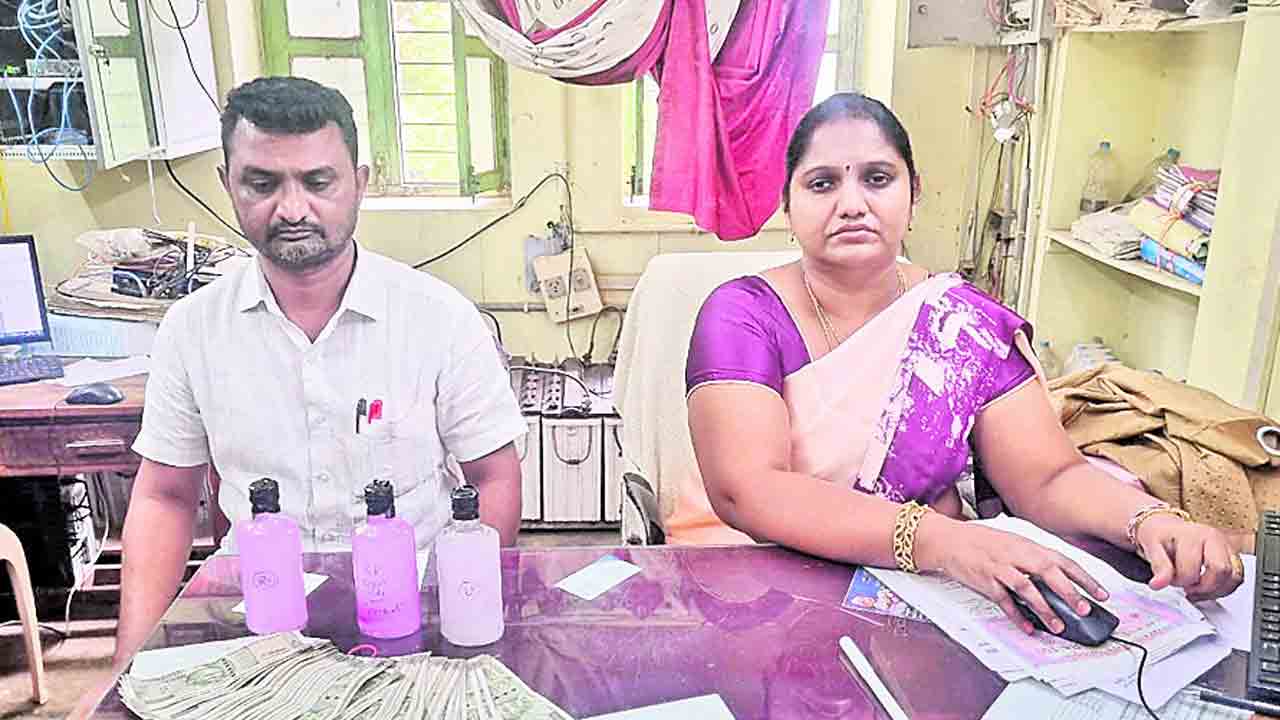 ఏసీబీకి చిక్కిన సబ్‌ రిజిస్ట్రార్‌