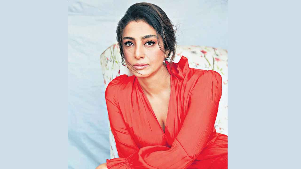 Tabu | నాకు ఏదైనా సమస్య వస్తే ఆయన్నే పిలుస్తా: సీనియర్‌ నటి టబు