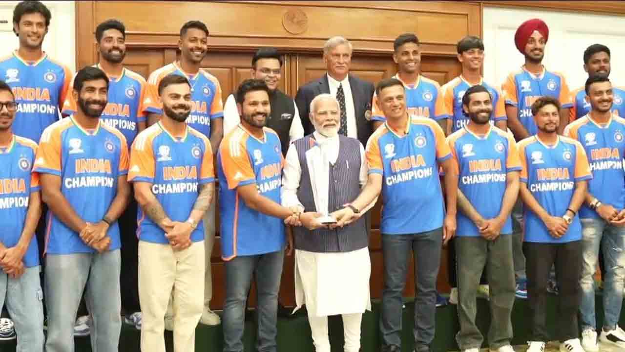 Team India | ప్రధాని మోదీతో ముగిసిన టీమ్‌ ఇండియా క్రికెటర్ల భేటీ.. ముంబైకి పయనం
