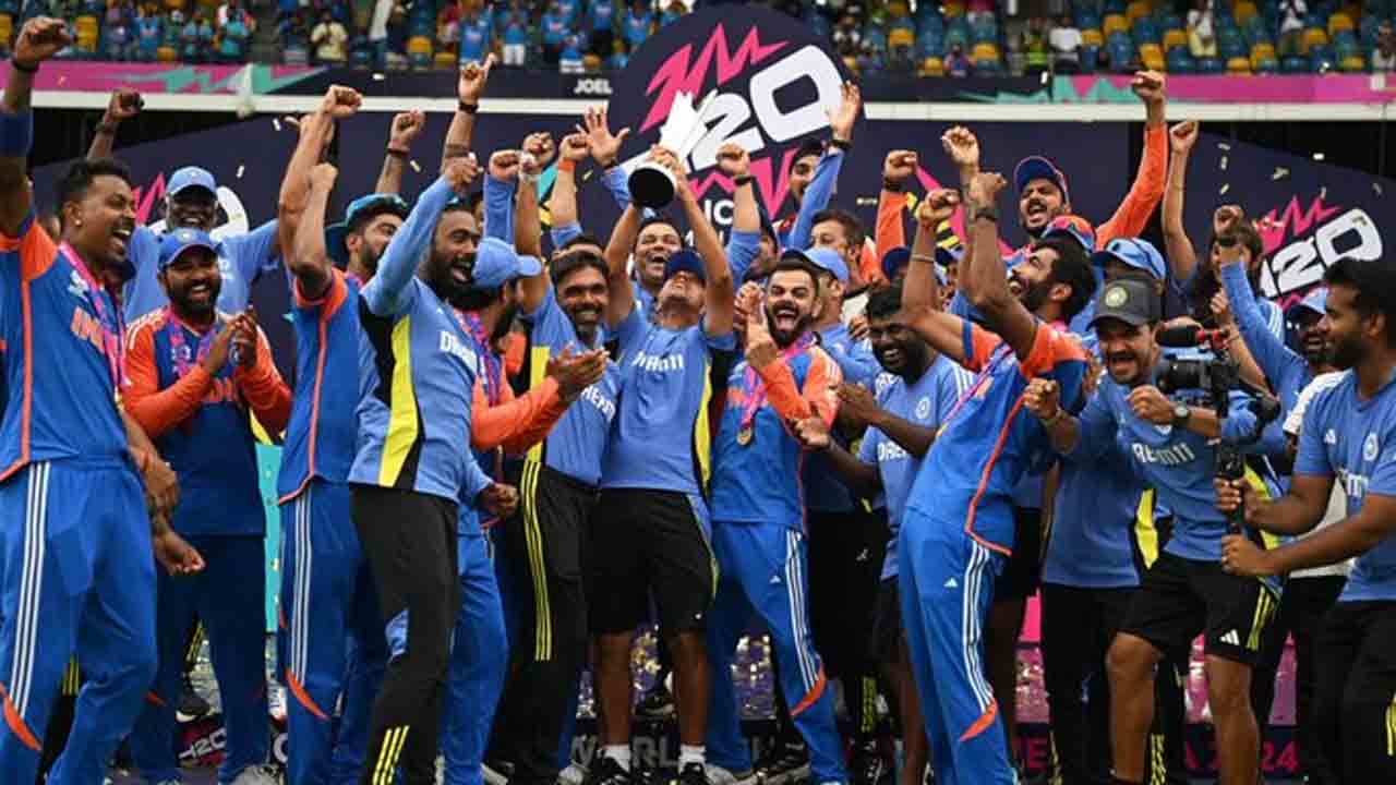 Barbados | హరికేన్‌ ఎఫెక్ట్‌.. బార్బడోస్‌లోనే టీమ్‌ఇండియా