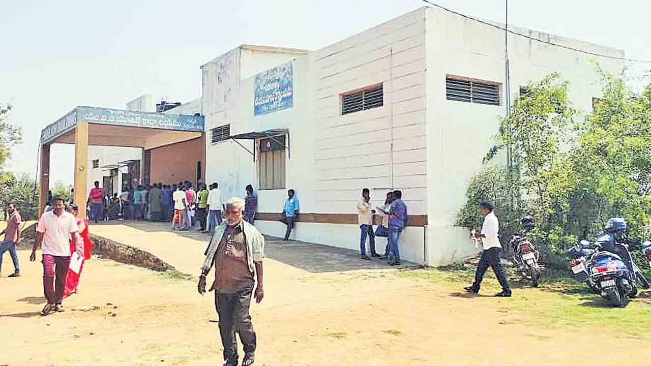 గజ్వేల్‌లో రెండు రోజులే ఆర్టీఏ సేవలు