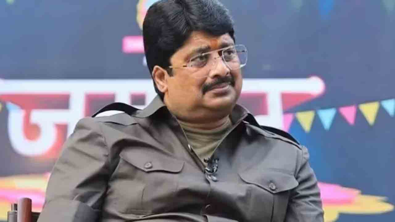 house arrest | మొహర్రం నేపథ్యంలో.. యూపీ ఎమ్మెల్యే ‘రాజా భయ్యా’ తండ్రి గృహ నిర్బంధం