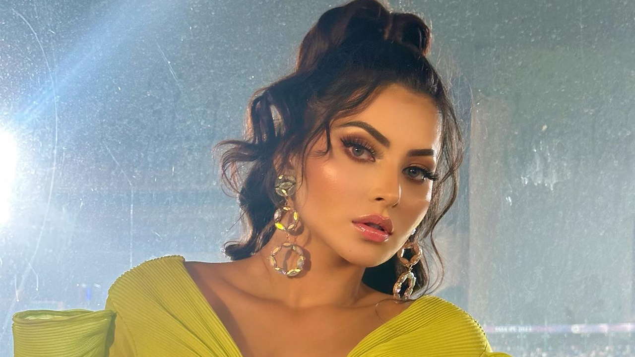 Urvashi Rautela | బెట్టింగ్ యాప్ కేసు.. ఈడీ విచార‌ణ‌కు హాజ‌రైన ఊర్వశి రౌతేలా