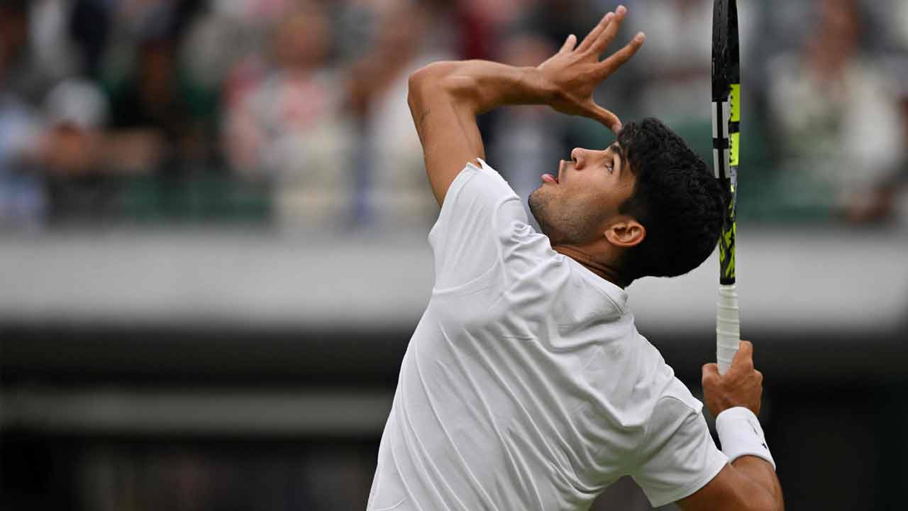 అల్కారజ్‌, గాఫ్‌ ముందంజ