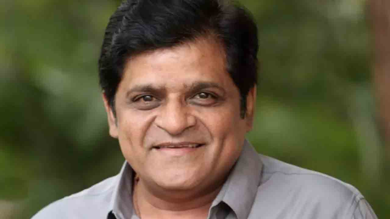 Comedian Ali | రాజకీయాల నుంచి చాలా దూరంగా వచ్చాను : అలీ