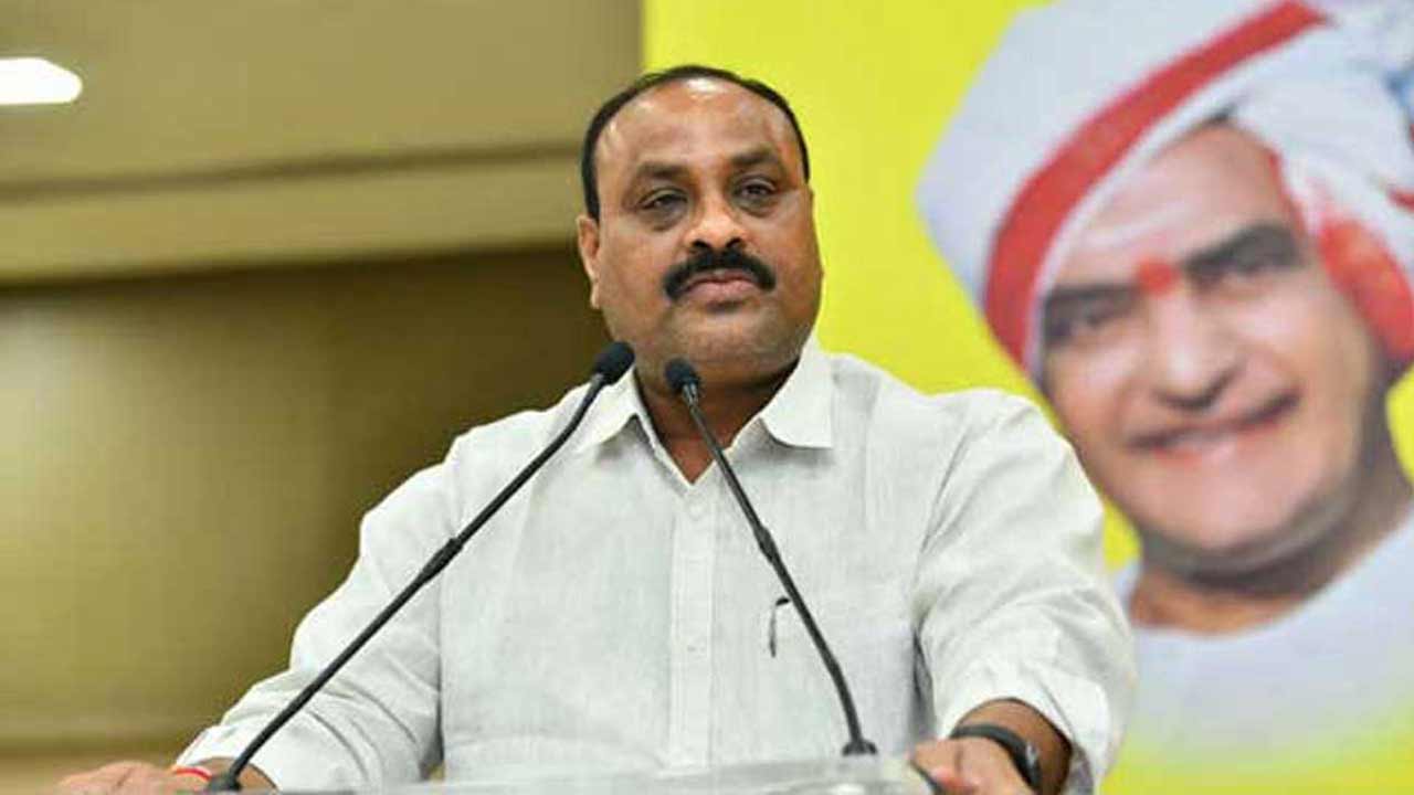 సమాధుల మాదిరిగా రైతుల పొలాల్లో ఫొటోలు పెట్టుకున్నాడు.. జగన్‌పై మంత్రి అచ్చెన్నాయుడు సీరియస్‌