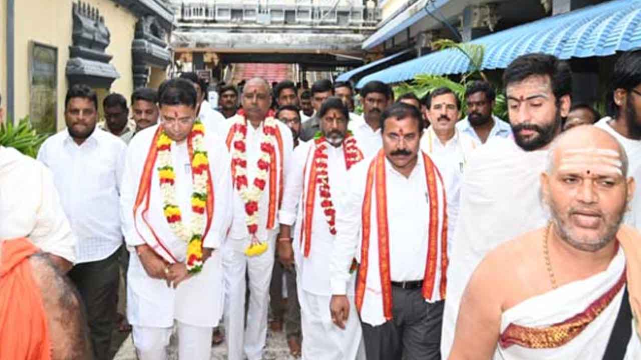 Telangana Ministers | కనుకదుర్గమ్మను దర్శించుకున్న తెలంగాణ మంత్రులు