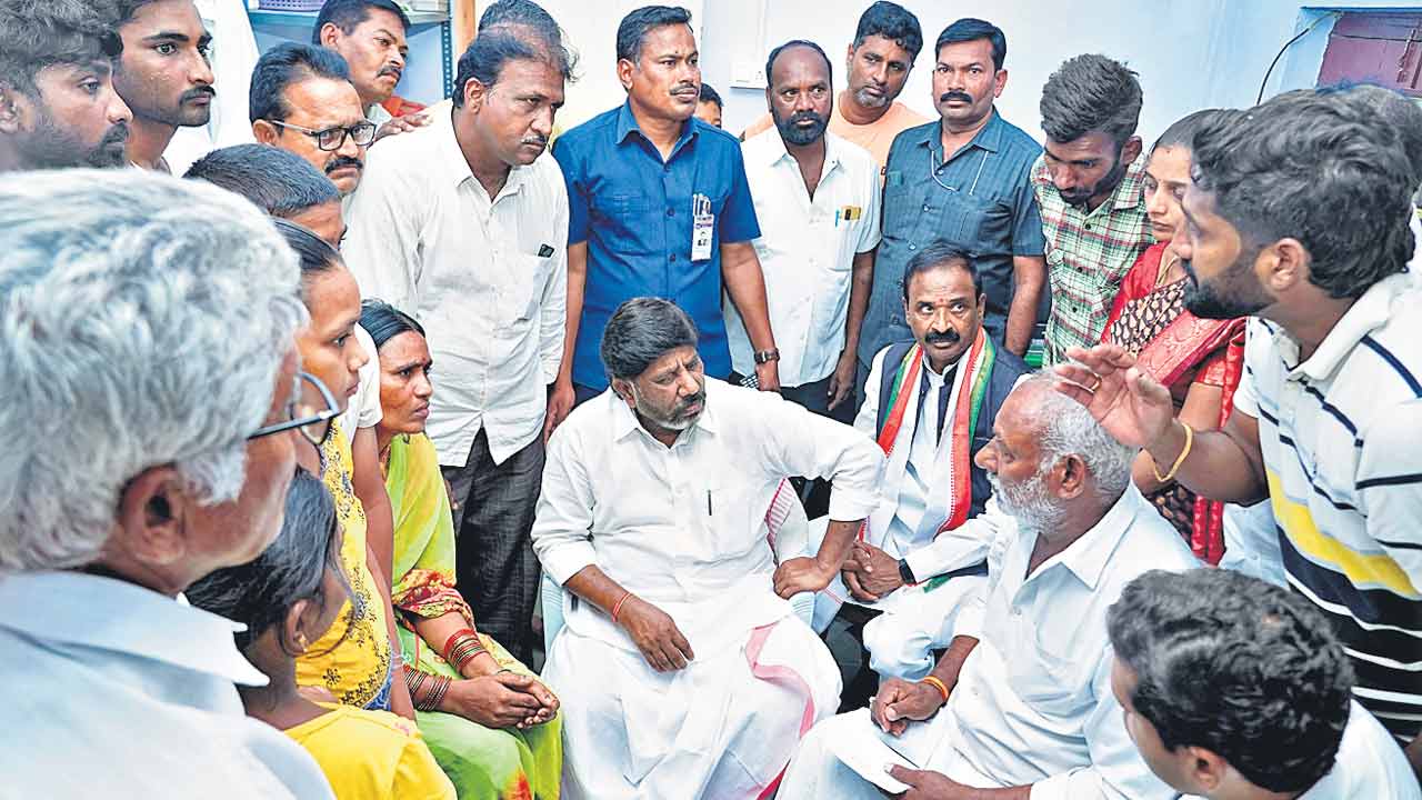 Deputy CM | భరోసా ఇవ్వని ‘భట్టి’.. రైతు బోజడ్ల ప్రభాకర్‌ కుటుంబాన్ని పరామర్శించిన డిప్యూటీ సీఎం