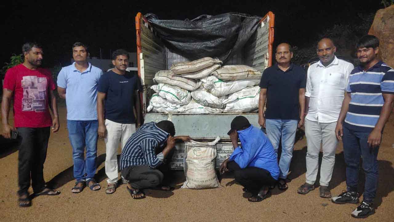 Mahabubnagar | మహబూబ్‌నగర్‌ జిల్లాలో నల్లబెల్లం పెట్టివేత.. ఇద్దరు అరెస్ట్‌