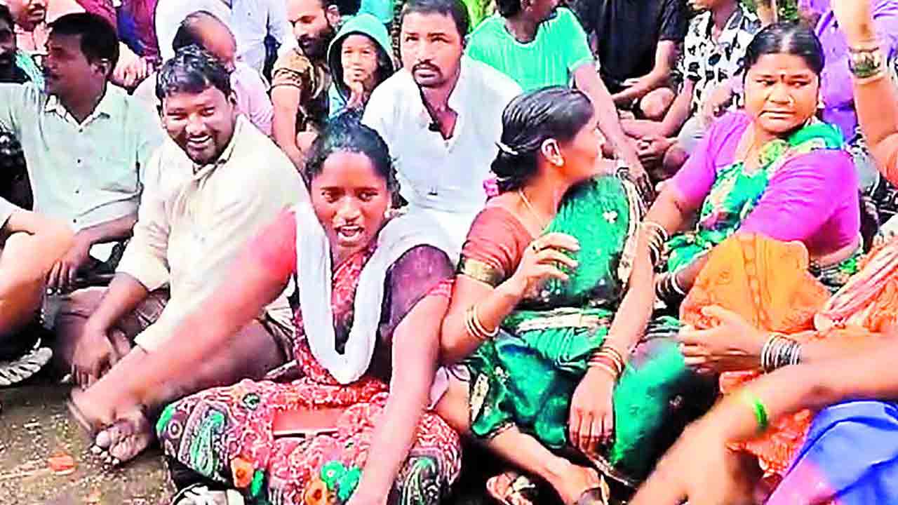 ‘డబుల్‌’ ఇండ్లు కేటాయించాల్సిందే..