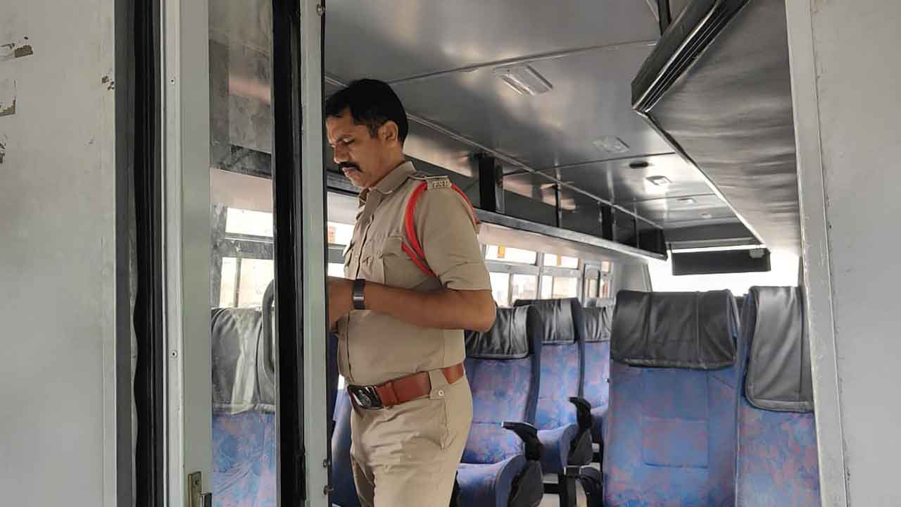 RTC bus | ఆర్టీసీ బస్సులో రూ.36 లక్షలు చోరీ.. జడ్చర్లలో ఘటన