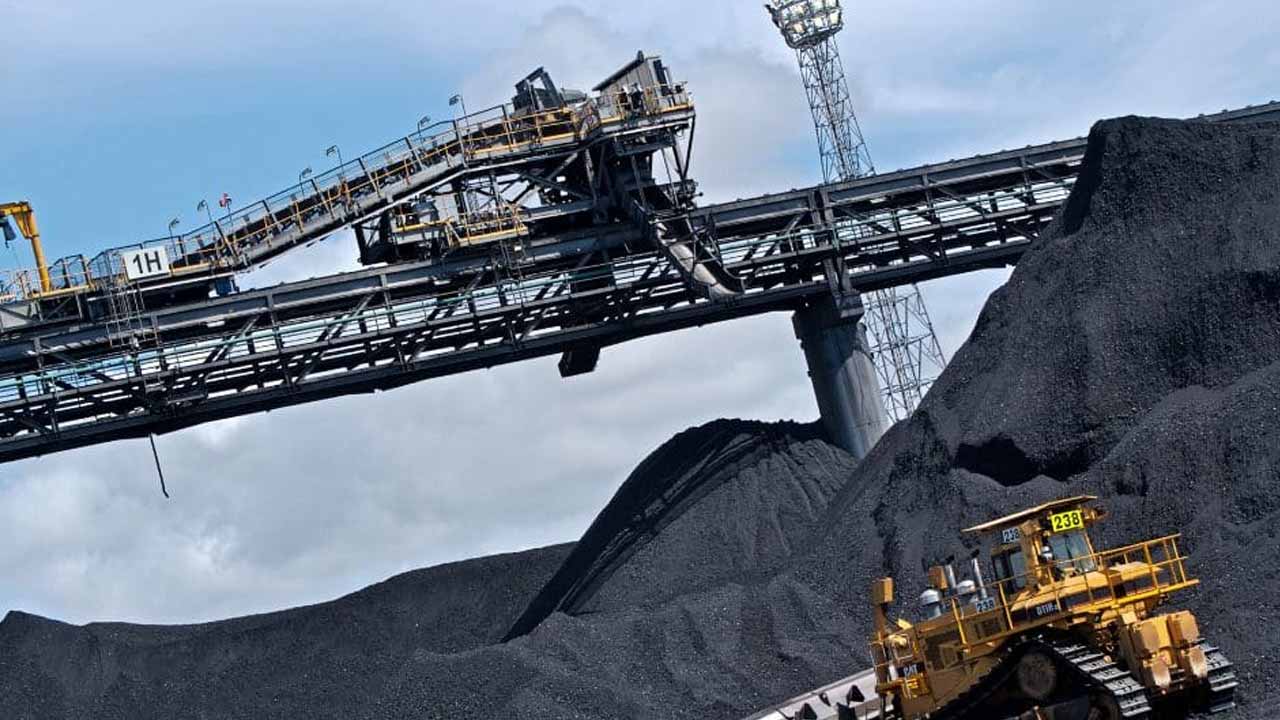 Poland Coal Mine:  పోలాండ్ బొగ్గు గ‌నిలో ప్ర‌మాదం.. 10 మందికి గాయాలు.. కొన‌సాగుతున్న గాలింపు చ‌ర్య‌లు