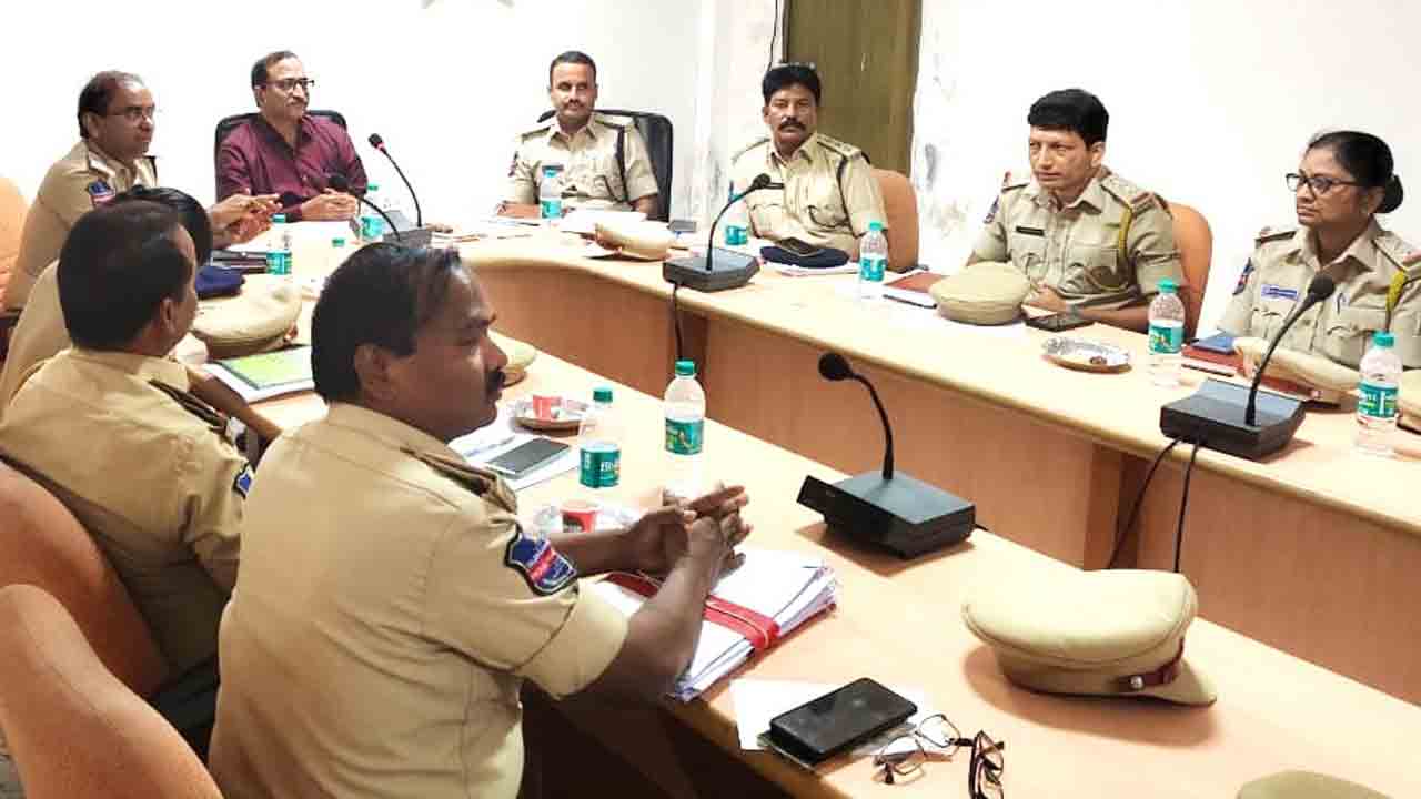 Drugs | హైదారాబాద్‌లో డ్రగ్స్‌ను కట్టడి చేయండి.. ఎక్సైజ్ డిప్యూటీ క‌మిష‌న‌ర్ కేఏబీ శాస్త్రి ఆదేశాలు