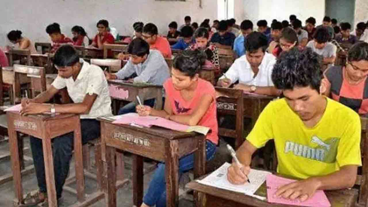 నేటి నుంచి డీఎస్సీ పరీక్షలు