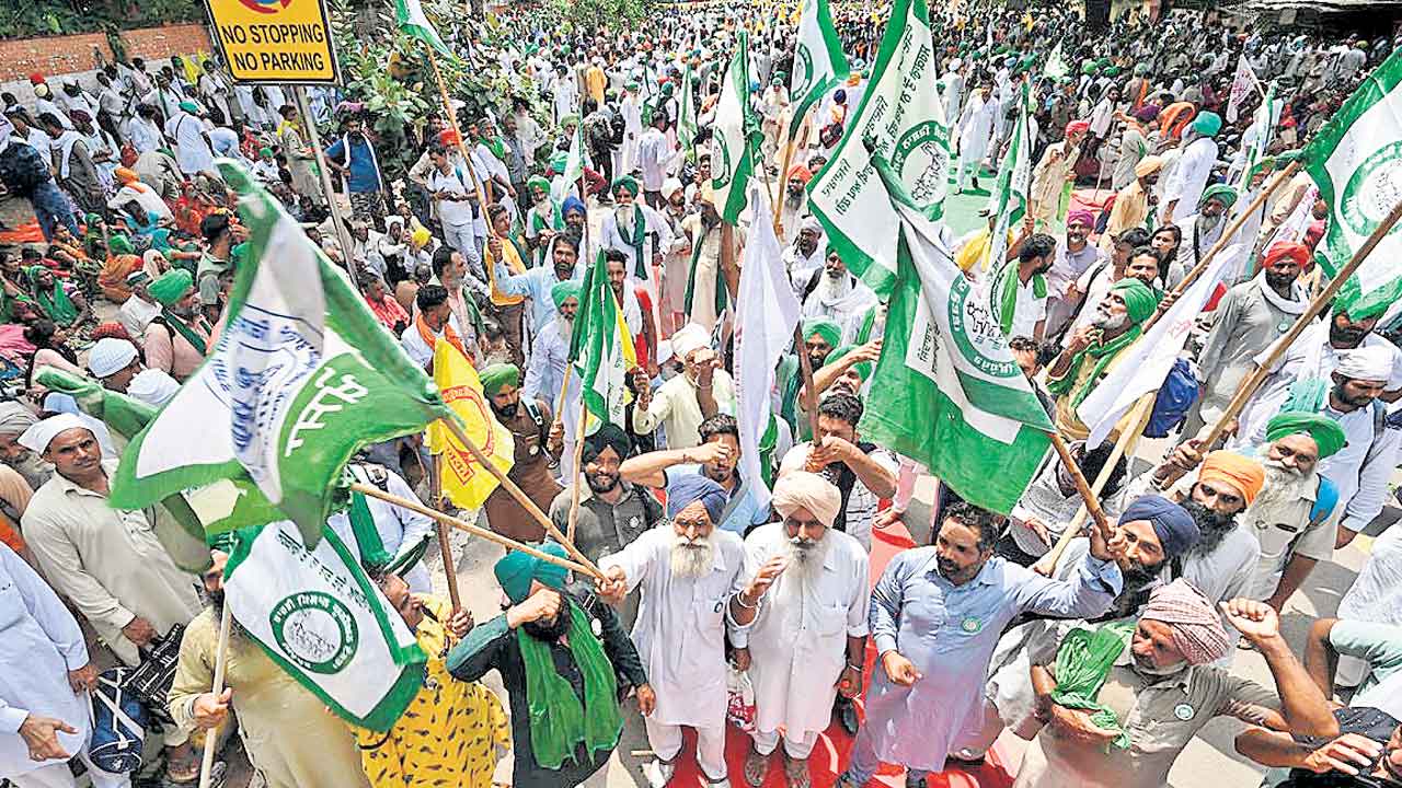 Farmers Protest | మరోసారి ఢిల్లీ ర్యాలీకి సిద్ధమైన రైతు సంఘాలు