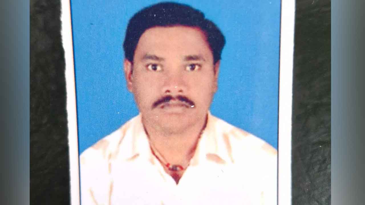 Gadwala | ఆగని చేనేత కార్మికుల ఆత్మహత్యలు.. గద్వాల జిల్లాలో మరో నేతన్న బలవన్మరణం