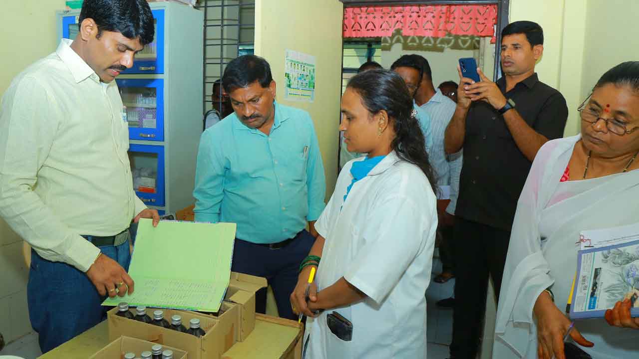 పేదలకు మెరుగైన వైద్యం అందించాలి