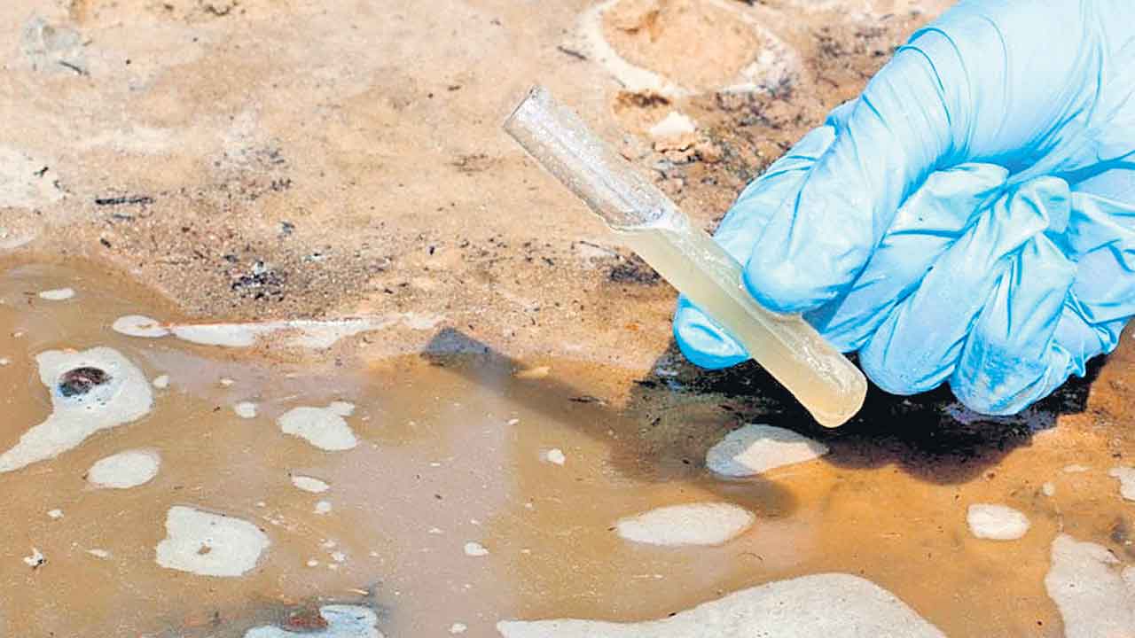 Groundwater | గరళంగా భూగర్భ జలం.. విషతుల్యమైన మూలకాలతో కలుషితం