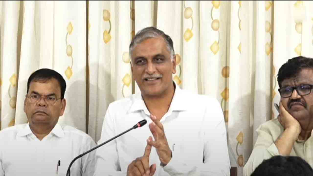 Harish Rao | మా కంటే రూ. 17 వేల కోట్ల అప్పులు ఎక్కువ‌గా ప్ర‌తిపాదించారు.. భ‌ట్టి విక్ర‌మార్క‌పై హ‌రీశ్‌రావు ఫైర్